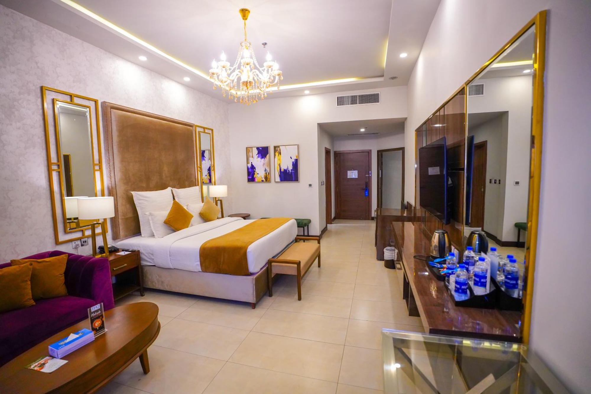 Ifq Hotel & Resort Islamabad Exterior foto